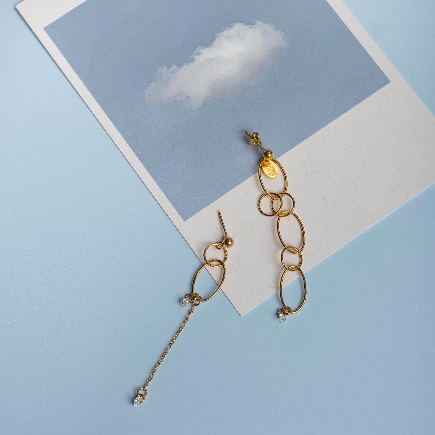 BIRKYN WHITE - EARRINGS