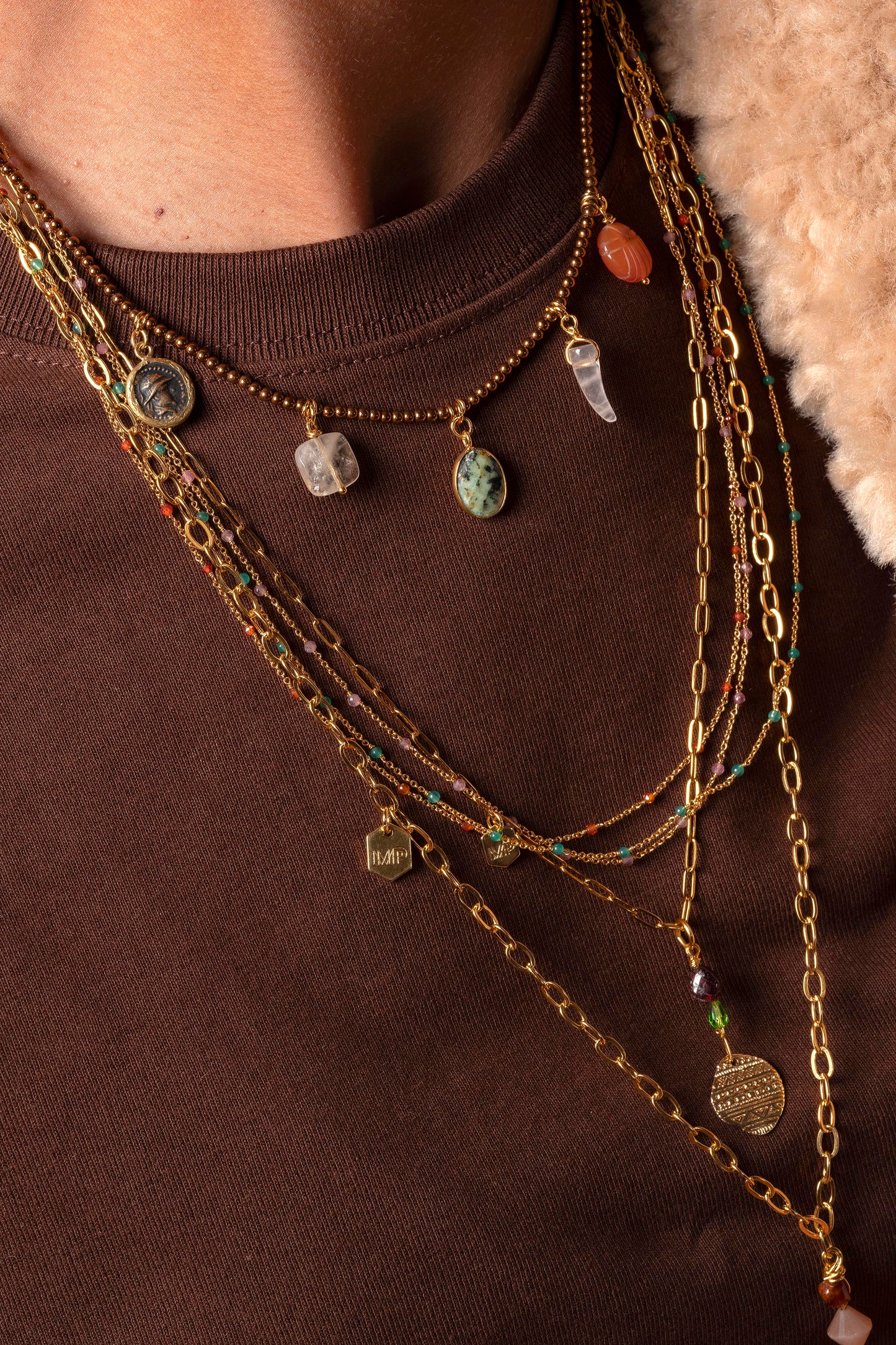 LIV - NECKLACE