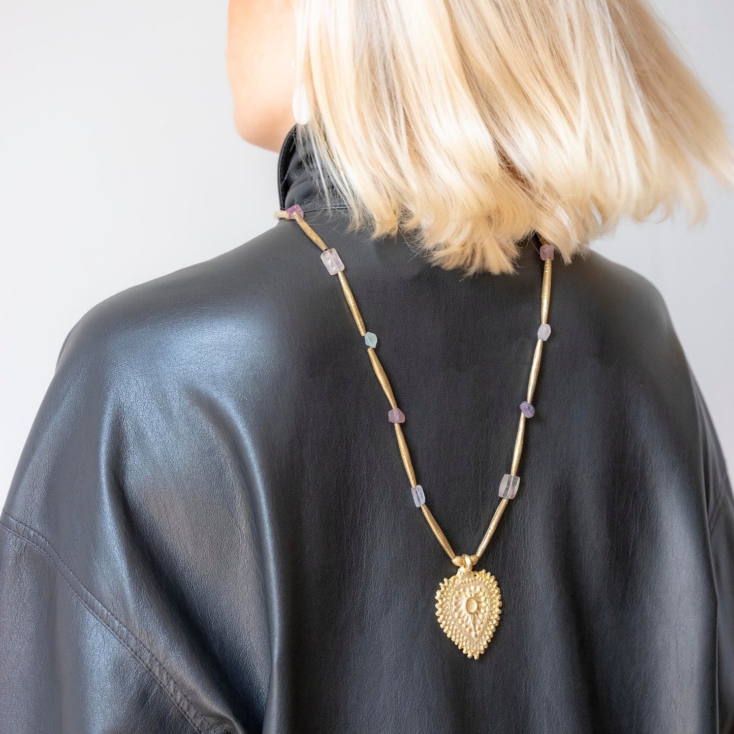 TOTEM/c - COLLIER
