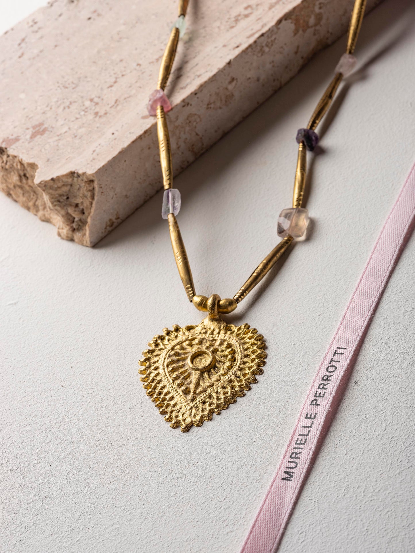 TOTEM/c - COLLIER